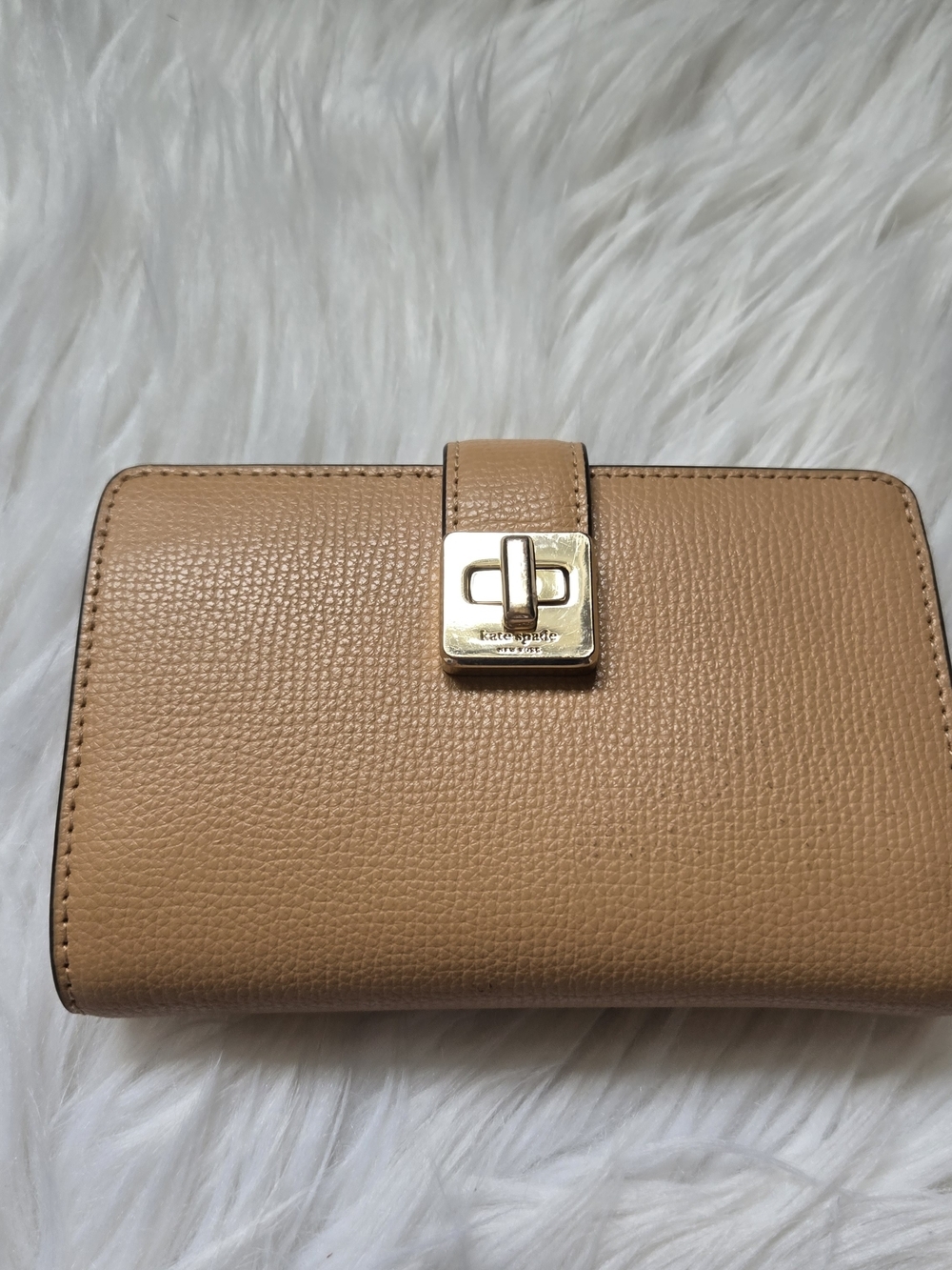 kate spade Pebble Leather Wallet in Camel with Gold Hardware